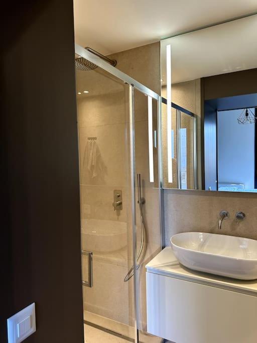 Ferienwohnung Riva 14 Lugano Exterior foto